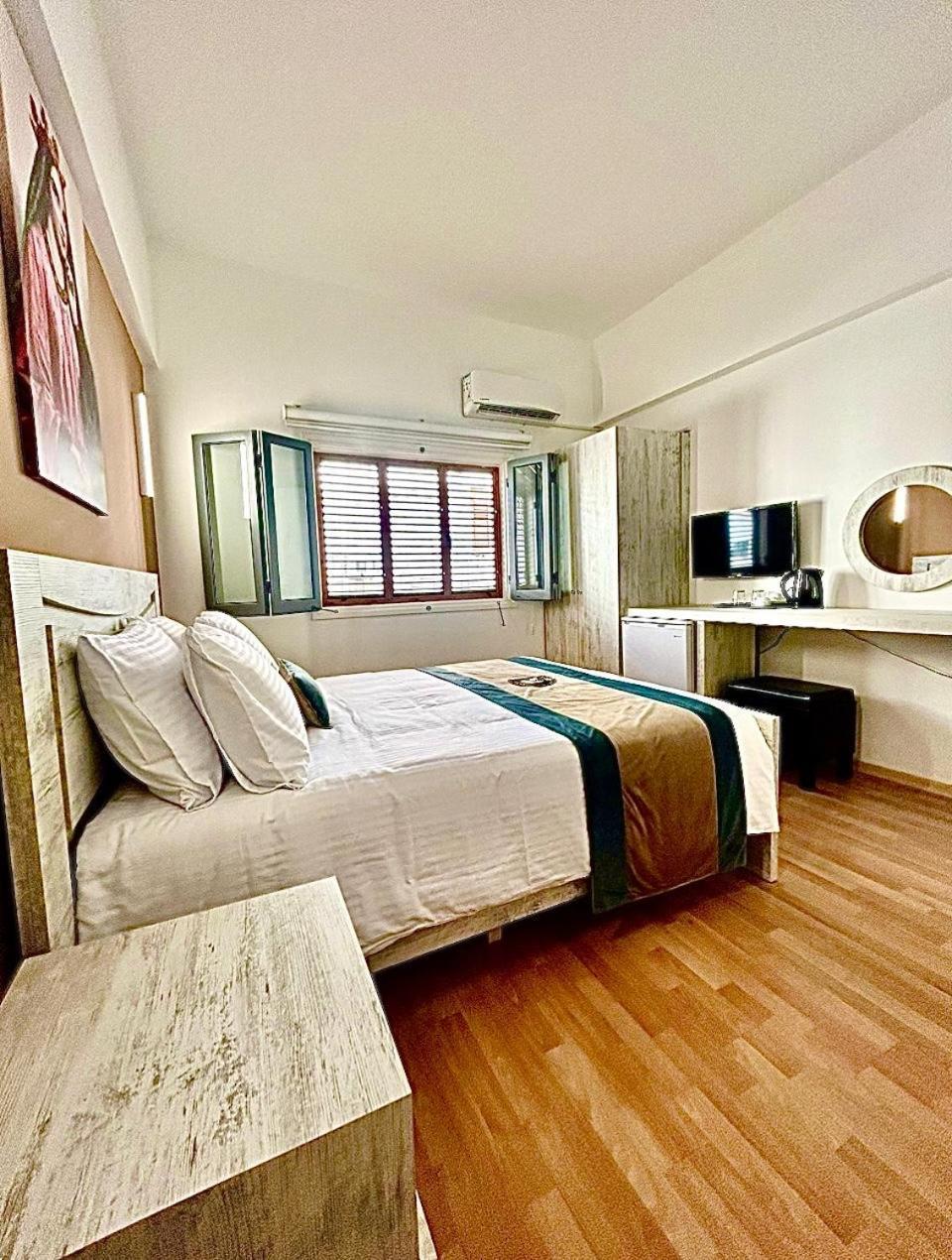 Royal Goddess Guest House, Walled City Famagusta  Exteriör bild